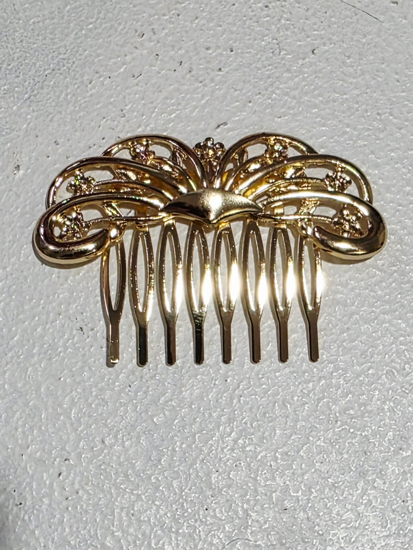 Peinecillo Dorado