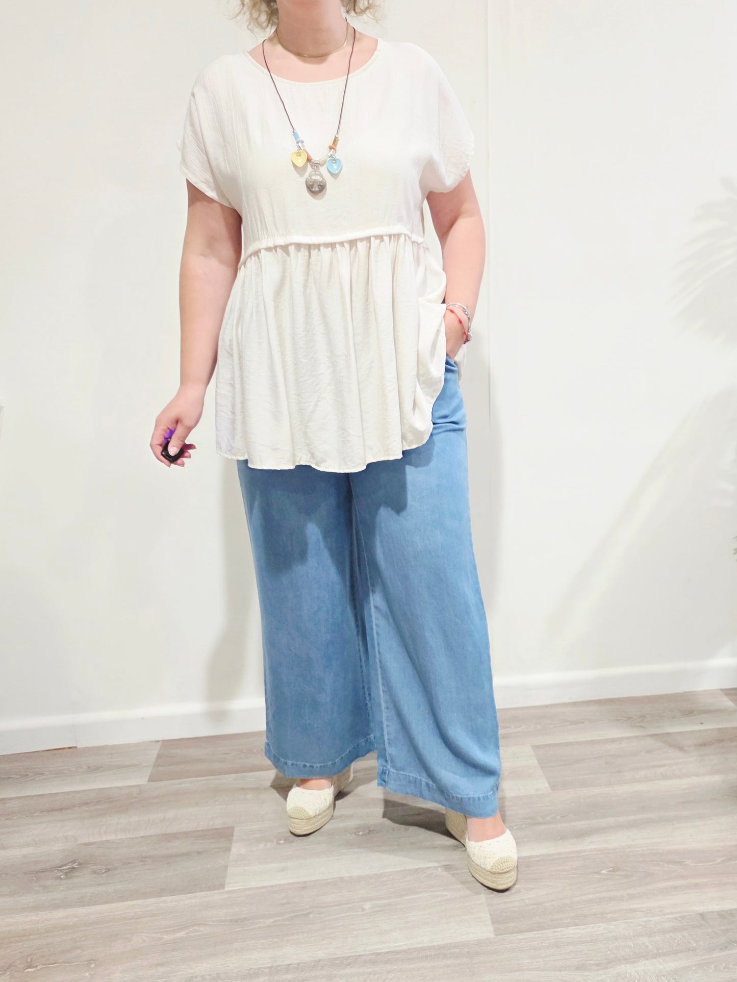 Blusa Fluida Collar