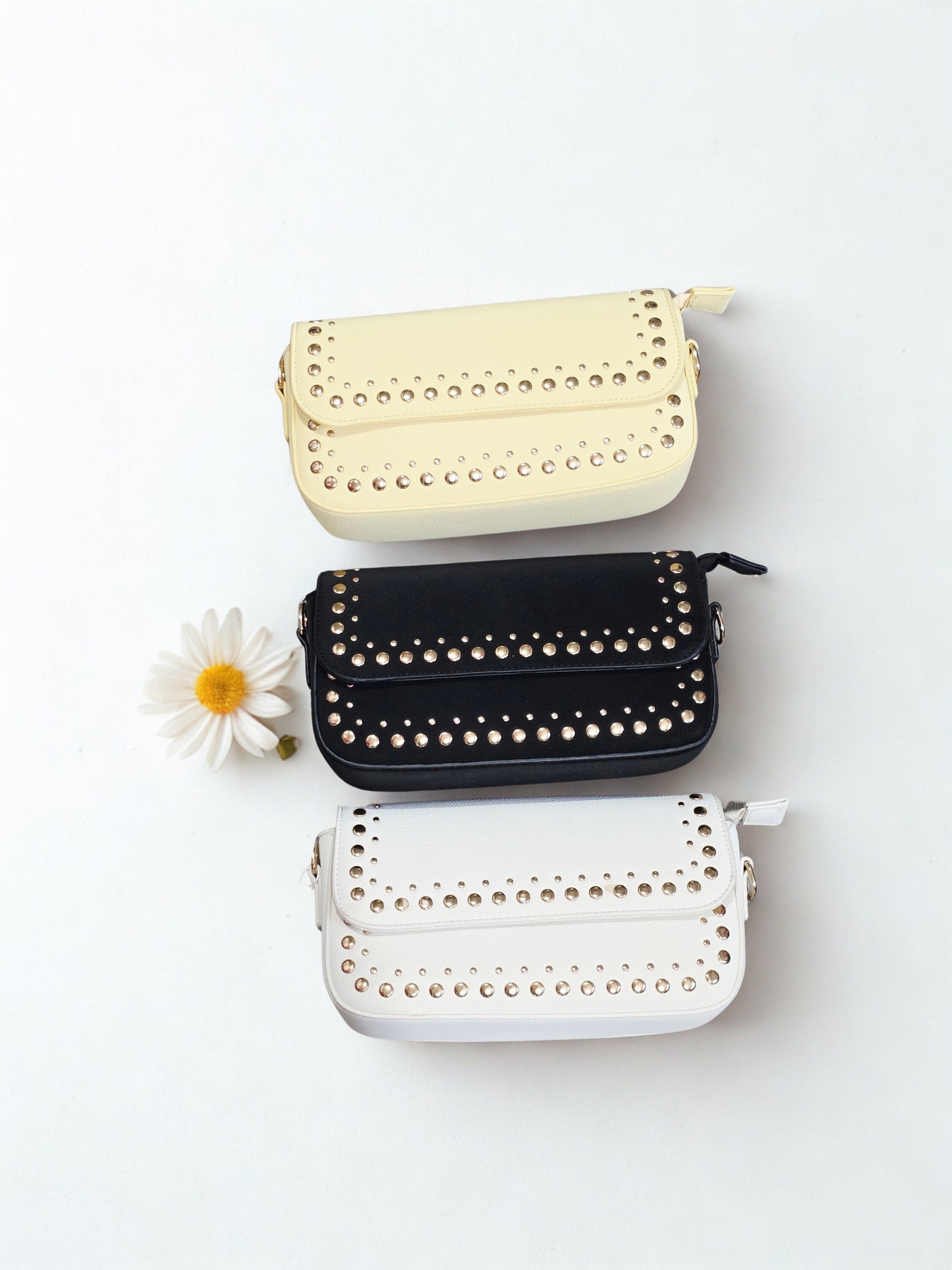 Bolso Bandolera Tachas Gold