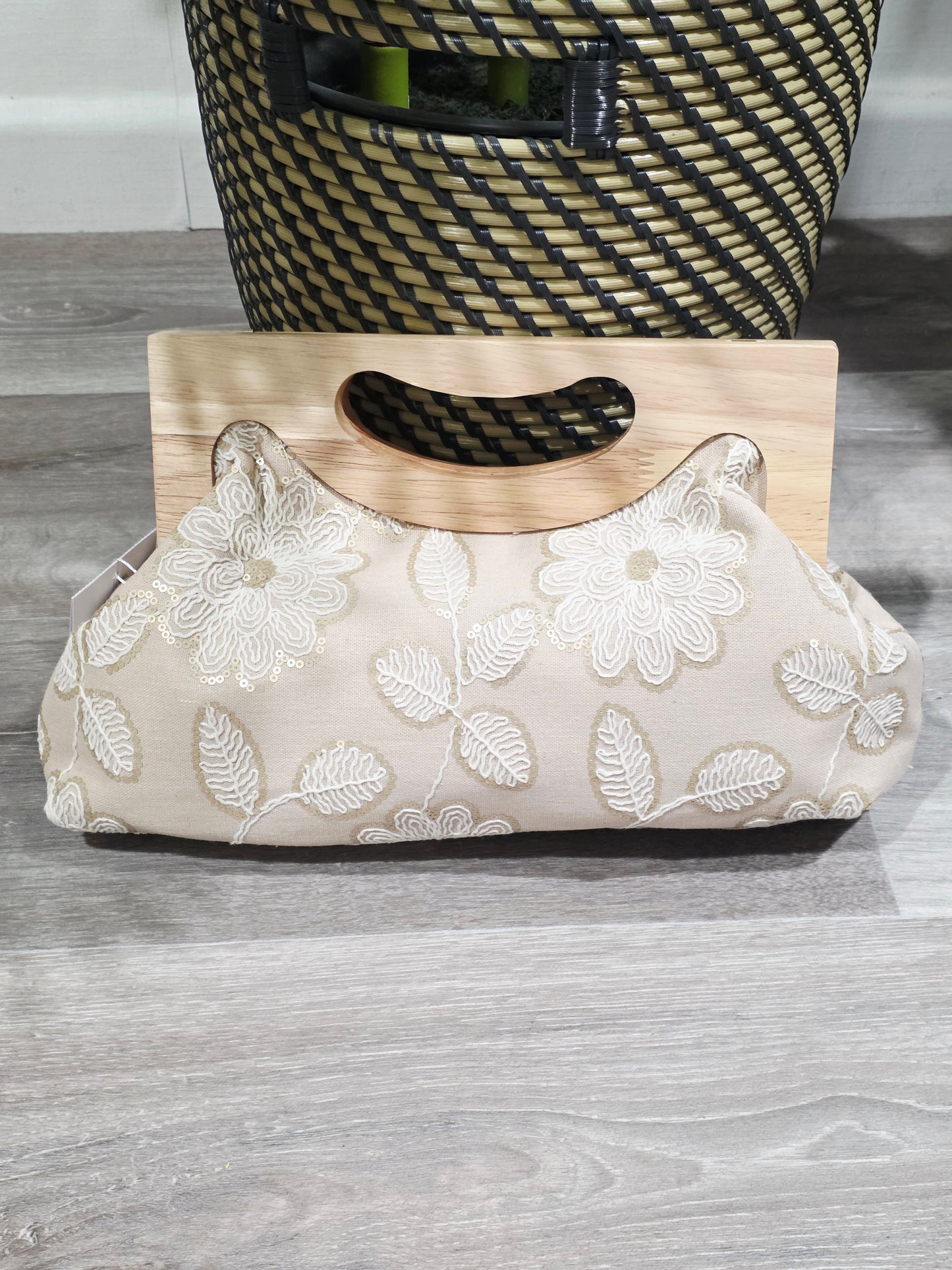 Clutch Bordado Artesanal