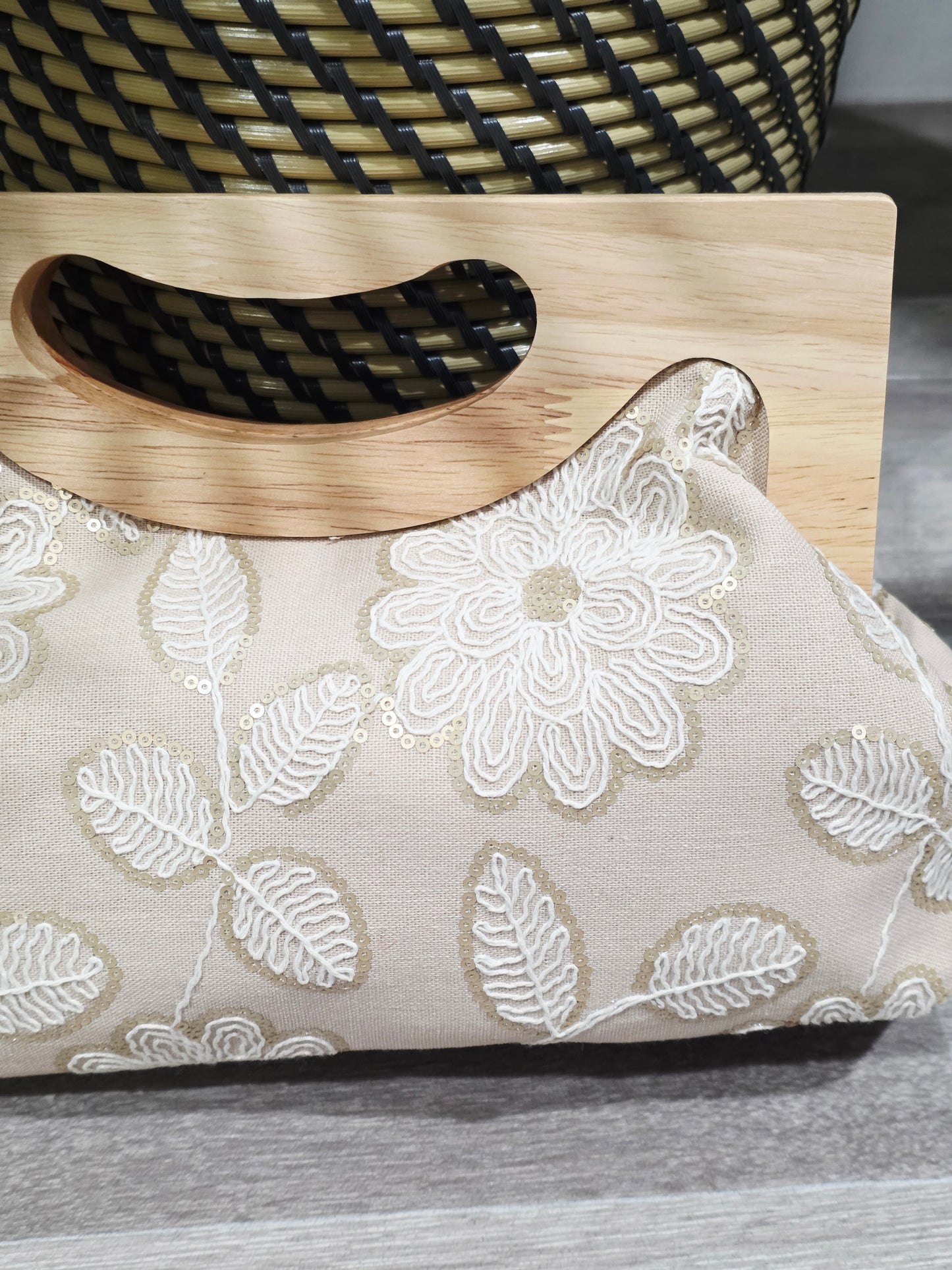 Clutch Bordado Artesanal
