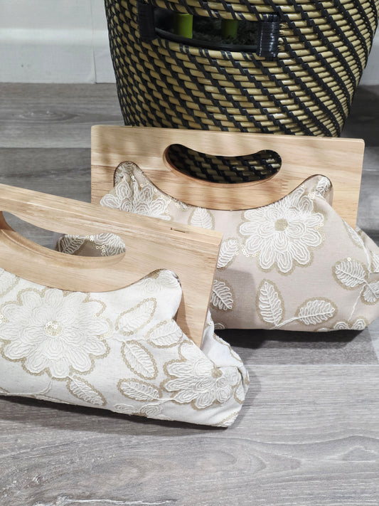 Clutch Bordado Artesanal