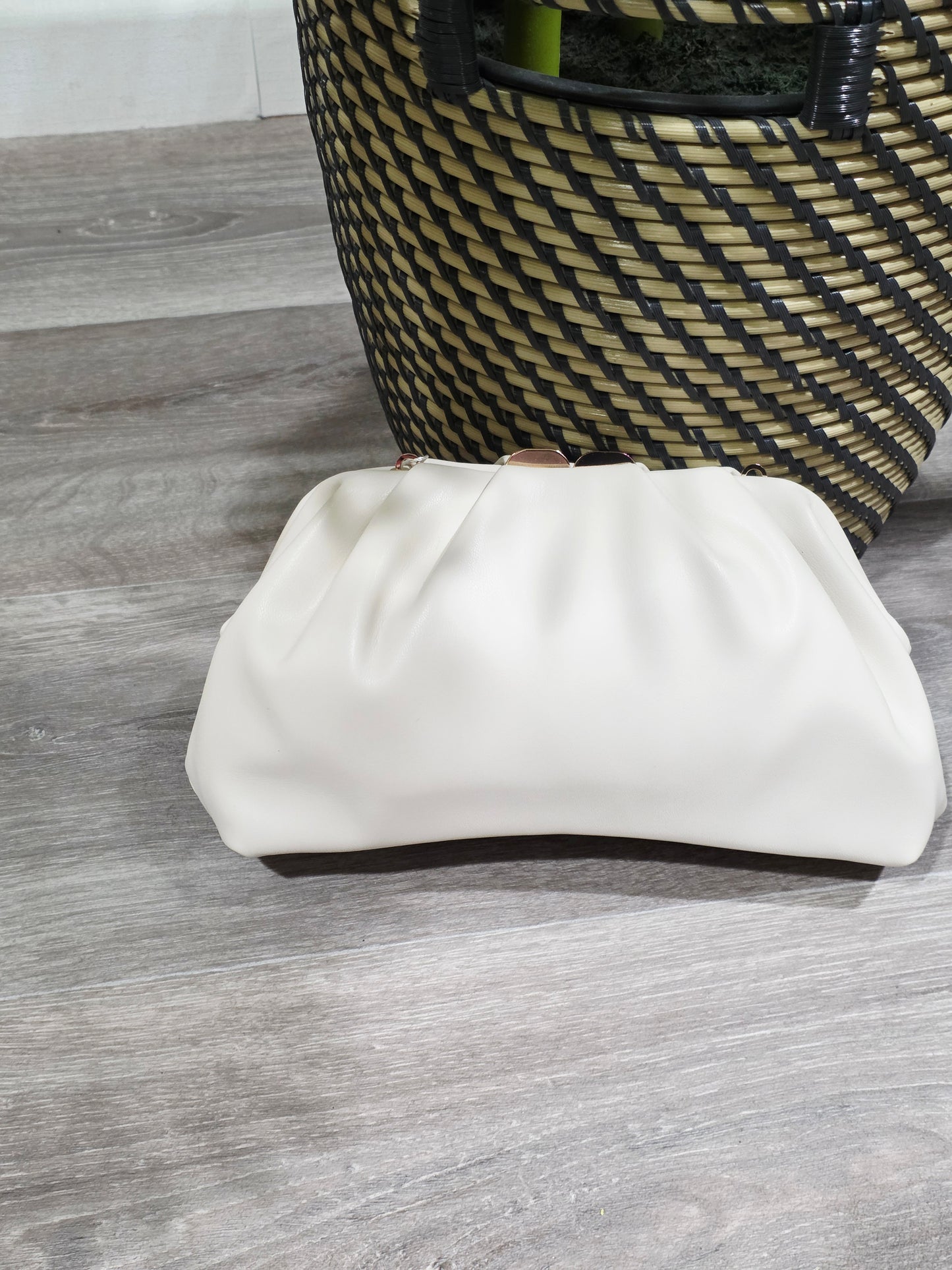 Clutch Efecto Piel