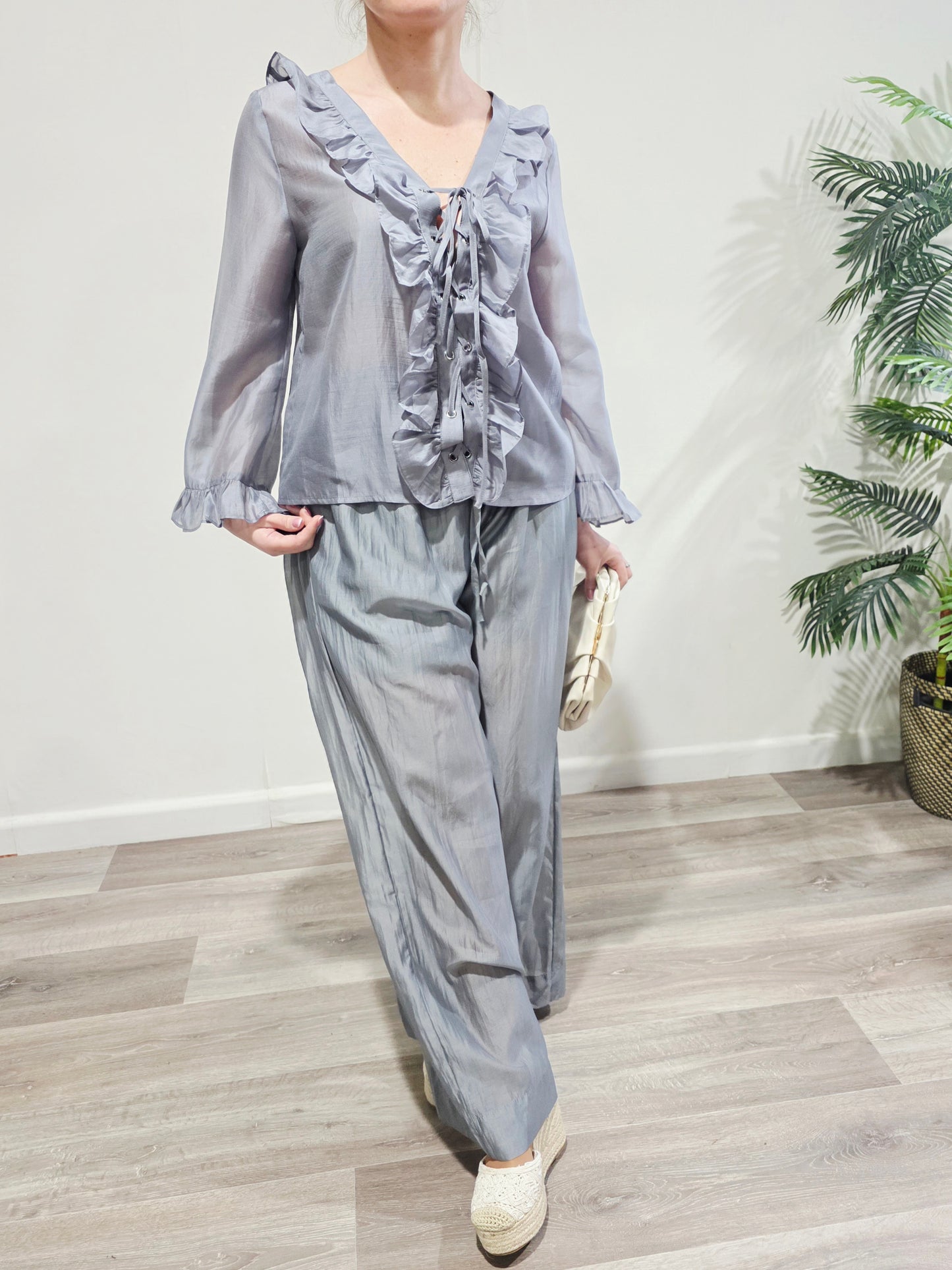 Conjunto Satinado Gris