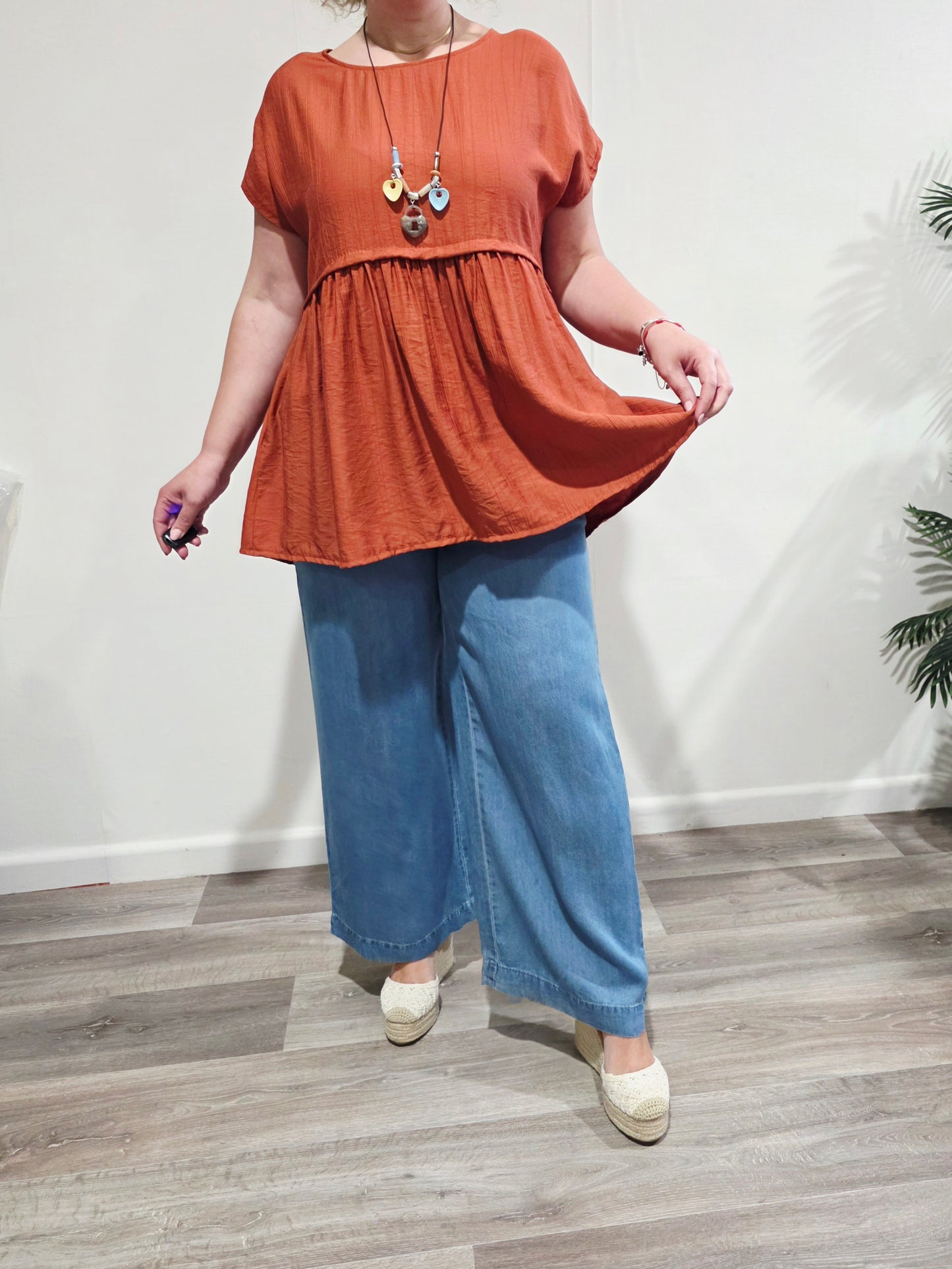 Blusa Fluida Collar