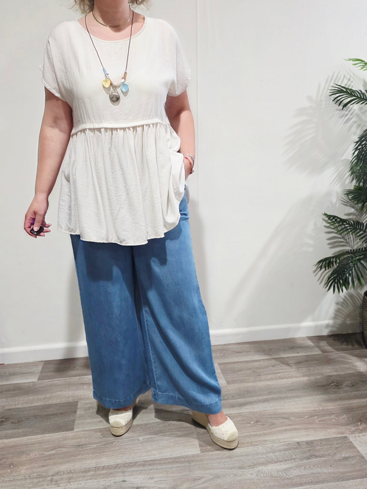 Blusa Fluida Collar