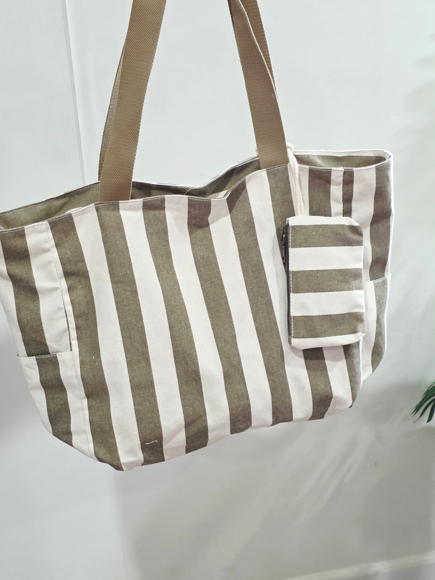 Bolso Tote de Lona a Rayas con Neceser
