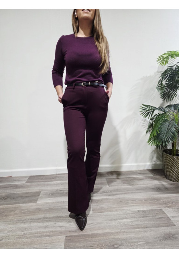 Pantalón Campana Essential fit